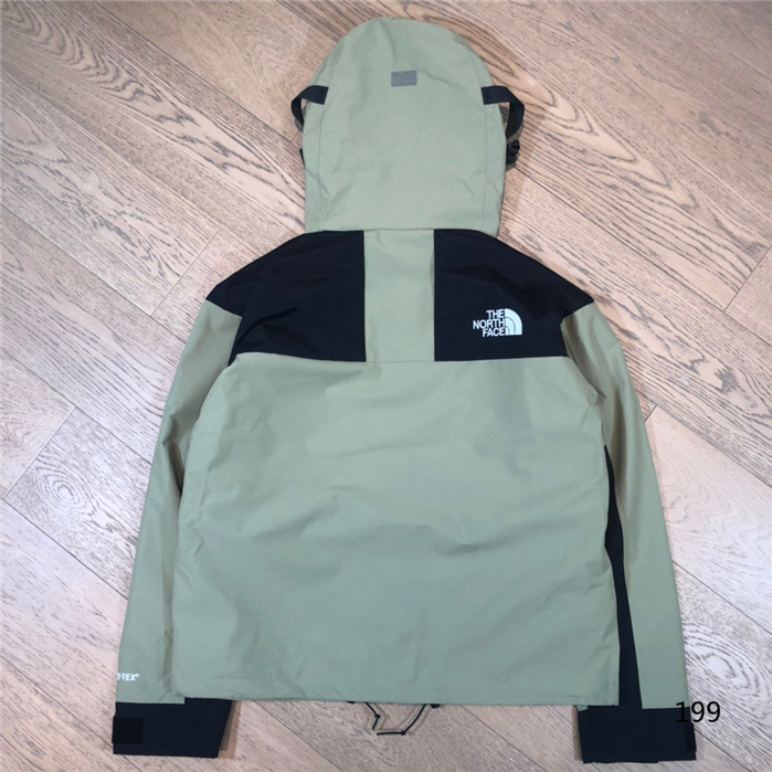 The North Face Men's Outwear 356